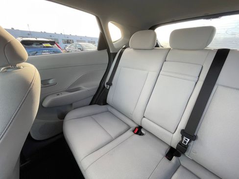 Used 2025 Hyundai Kona SEL image 39