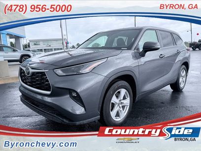 Used 2025 Toyota Highlander LE