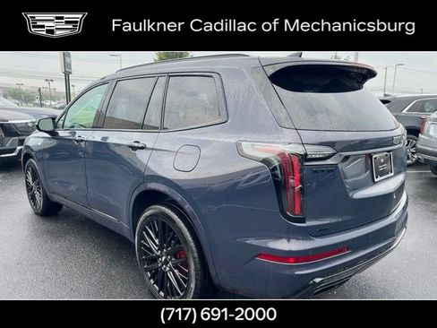 Used 2024 Cadillac XT6 Sport w/ LPO, ONYX Package AWD/4WD image 9