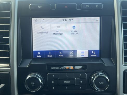 Used 2020 Ford F150 Lariat RWD image 32