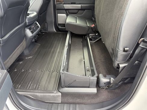 Used 2021 Ford F150 Lariat w/ Equipment Group 502A High image 15