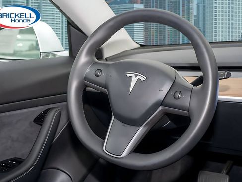 Used 2020 Tesla Model 3 Long Range AWD/4WD image 20