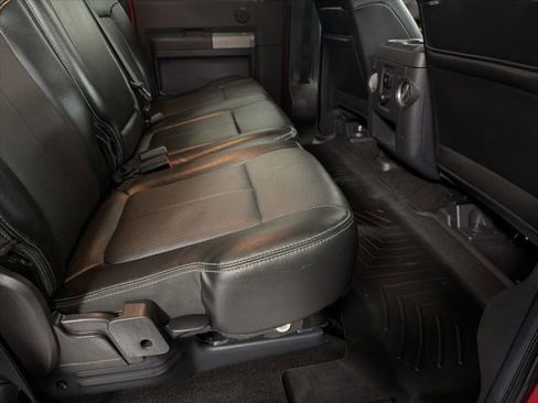 Used 2015 Ford F350 Lariat w/ Lariat Interior Package AWD/4WD image 35