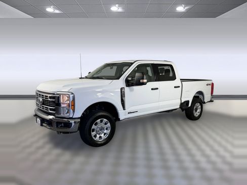 Used 2024 Ford F250 XLT AWD/4WD image 1