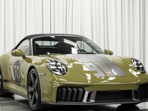 Used 2026 Porsche 911 GTS image 56