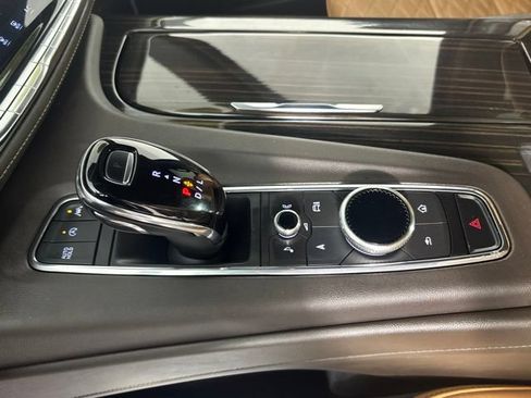 Used 2023 Cadillac Escalade Sport w/ LPO, ONYX Package AWD/4WD image 9