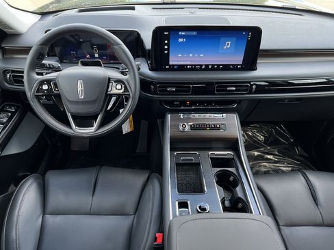 New 2025 Lincoln Aviator Reserve w/ Equipment Group 201A image 15