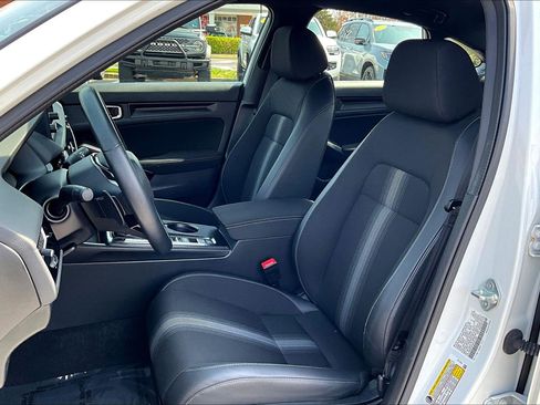 Used 2023 Honda Civic Sport image 25