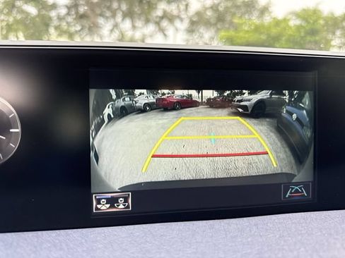 Used 2019 Lexus UX 250h w/ Premium Package AWD/4WD image 17