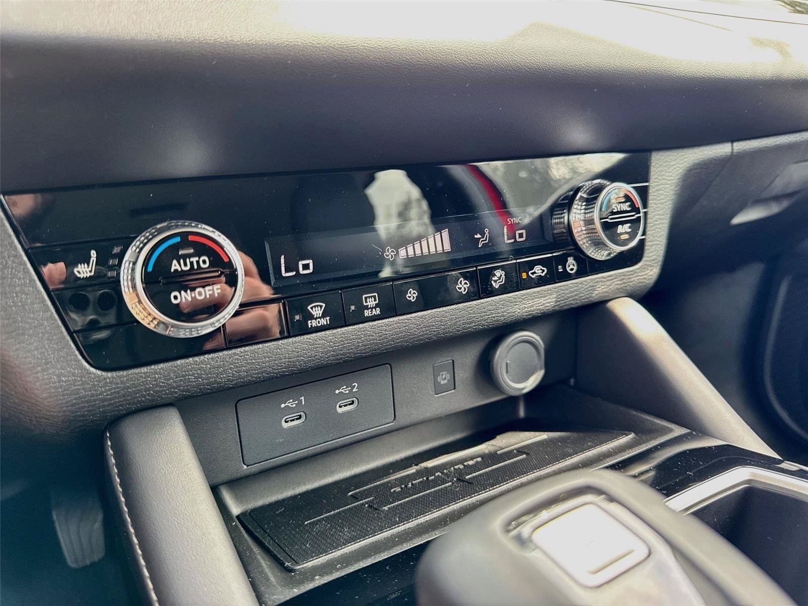 New 2026 Mitsubishi Outlander SE FWD image 21
