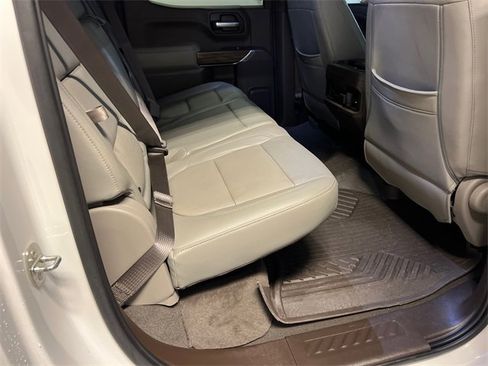 Used 2020 Chevrolet Silverado 1500 RST image 12