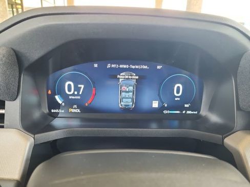 Used 2025 Ford Explorer Active RWD image 16