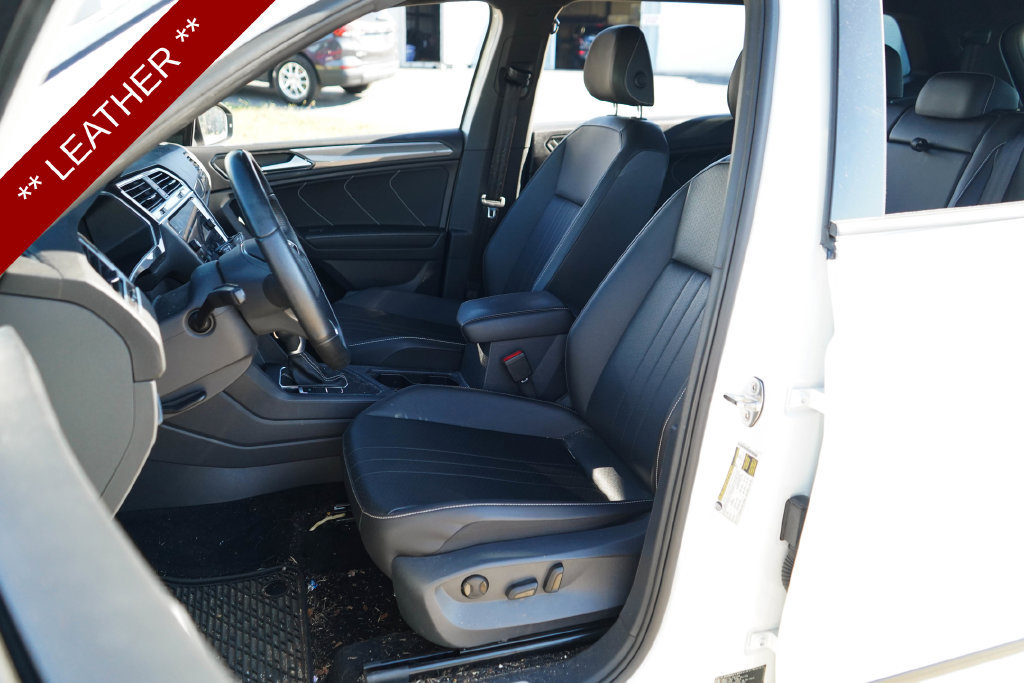 Used 2022 Volkswagen Tiguan SE R-Line FWD image 7