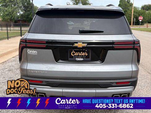 New 2026 Chevrolet Traverse LT w/ Sun and Wheel Package FWD image 8