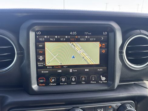 Used 2021 Jeep Wrangler Unlimited Sahara w/ Cold Weather Group AWD/4WD image 12