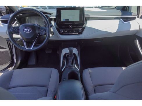 Used 2025 Toyota Corolla SE FWD image 30