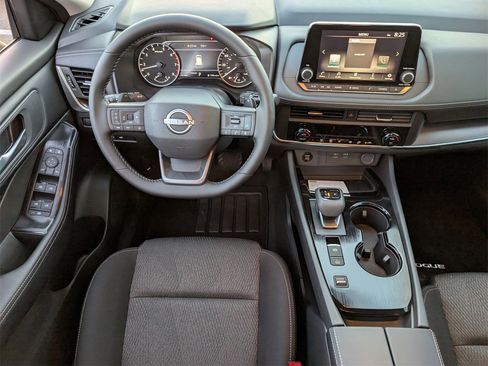 New 2026 Nissan Rogue SV image 9