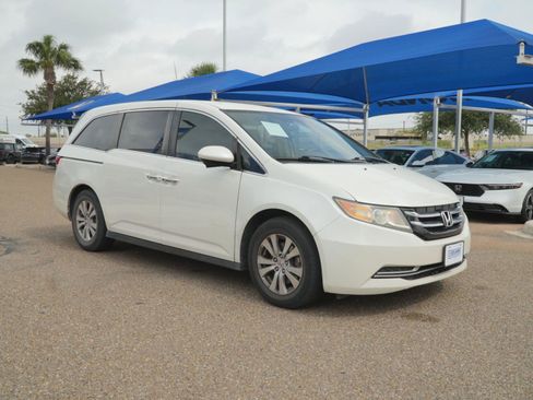 Used 2016 Honda Odyssey SE image 3