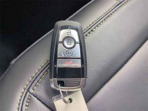 New 2025 Ford Bronco Badlands image 29