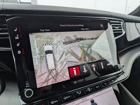 Used 2024 Jeep Grand Wagoneer L Series II w/ Quick Order Packagew 28T image 34