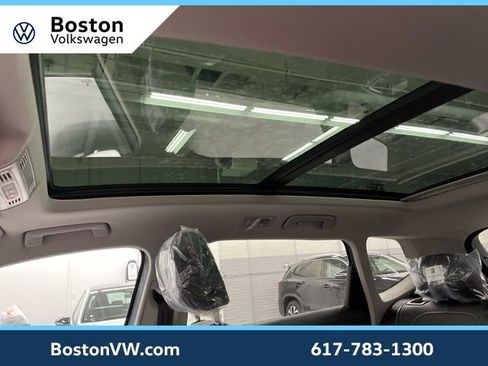 New 2026 Volkswagen Taos SE AWD/4WD image 25