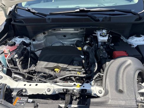 Used 2023 Buick Encore GX Preferred w/ Cold Weather Comfort Package FWD image 35