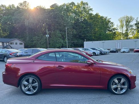 Used 2011 Lexus IS 250C w/ Luxury Pkg RWD image 18