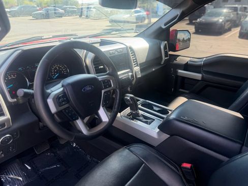 Used 2018 Ford F150 Lariat w/ Equipment Group 502A Luxury AWD/4WD image 13