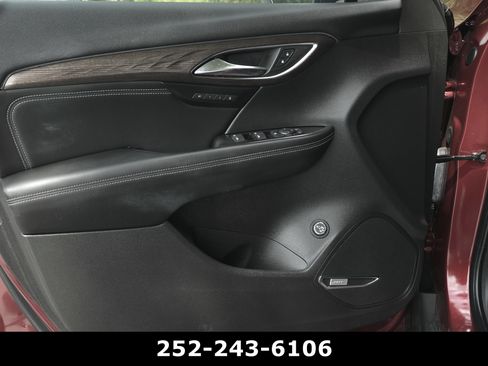 Used 2023 Buick Envision Avenir FWD image 28