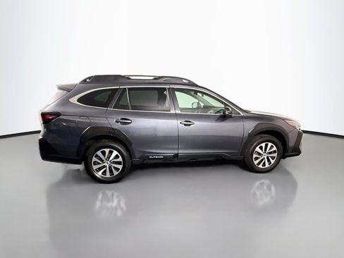 Used 2023 Subaru Outback Premium AWD/4WD image 11