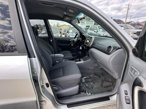 Used 2001 Toyota RAV4 2WD image 17