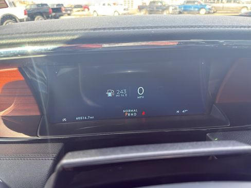 Used 2023 Lincoln Navigator Reserve image 20