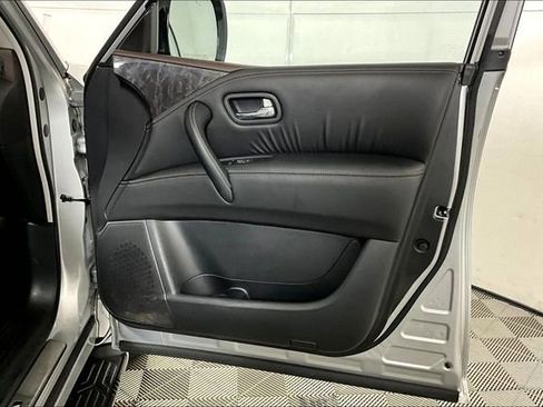 Used 2024 Nissan Armada Platinum w/ Captain's Chairs Package image 24