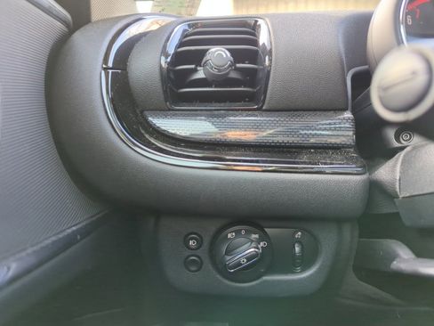 Used 2019 MINI Cooper Clubman S image 30