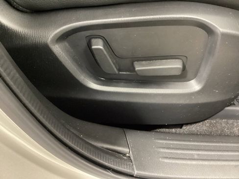 Used 2025 MAZDA CX-5 AWD 2.5 S w/ Preferred Package image 9