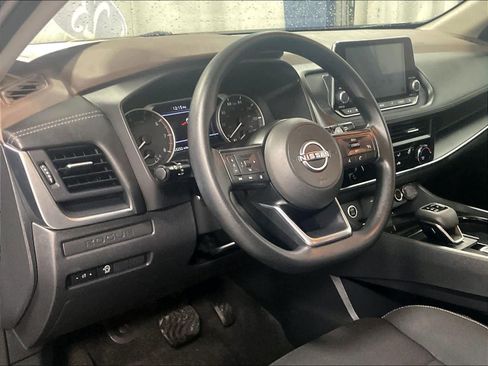 Certified 2023 Nissan Rogue S image 8