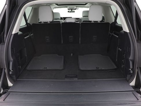 Used 2025 Ford Expedition Max Platinum w/ Platinum Ultimate Package AWD/4WD image 37