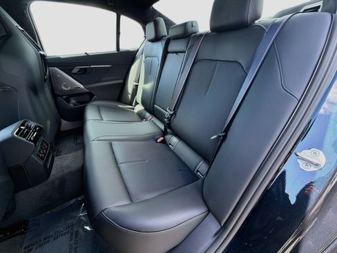 New 2027 BMW M5 w/ Carbon Package AWD/4WD image 21