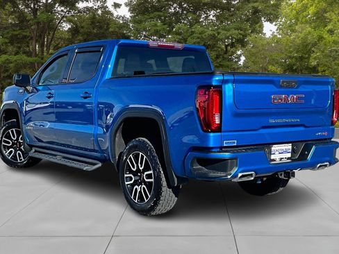 Used 2022 GMC Sierra 1500 AT4 image 4