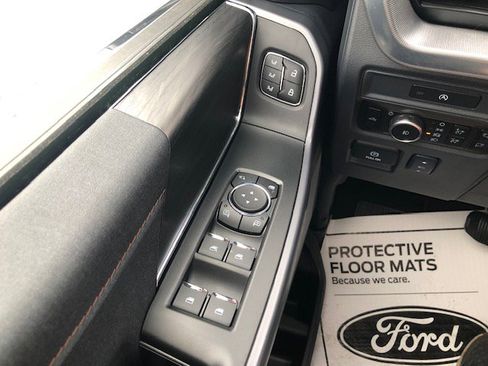 New 2025 Ford F150 Lariat w/ Equipment Group 502A High image 28