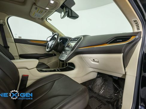 Used 2016 Lincoln MKC Reserve w/ Lincoln MKC Climate Package AWD/4WD image 43