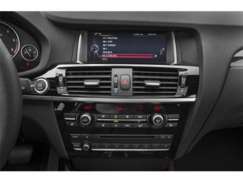 Used 2015 BMW X3 xDrive28i image 10