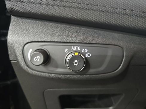 Used 2024 Chevrolet TrailBlazer LT w/ Driver Confidence Package image 24