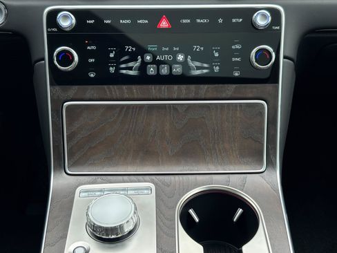 New 2026 Genesis GV80 3.5T Advanced AWD/4WD image 11