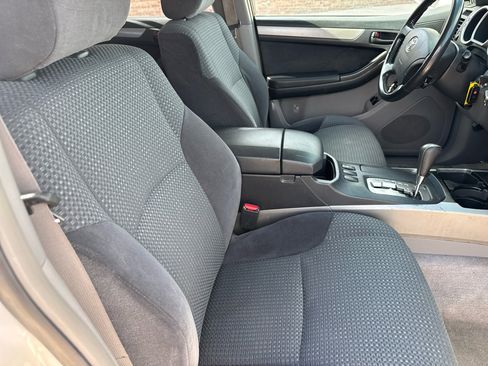 Used 2004 Toyota 4Runner SR5 image 67