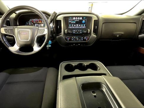 Used 2018 GMC Sierra 1500 SLE w/ SLE Value Package image 13