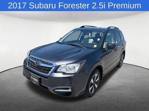 Used 2017 Subaru Forester Limited AWD/4WD image 1