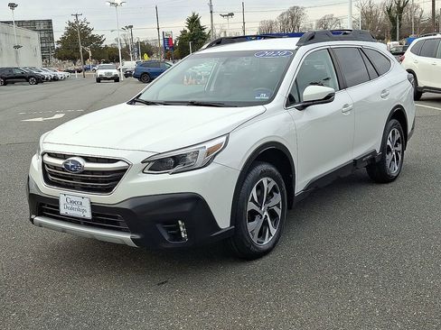 Used 2020 Subaru Outback Limited image 6