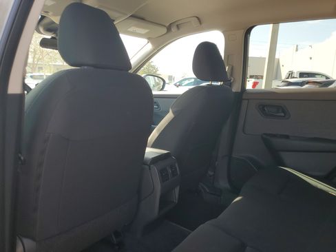 Certified 2023 Nissan Rogue S AWD/4WD image 18