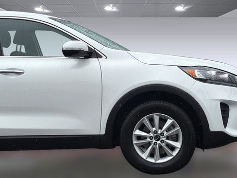 Used 2019 Kia Sorento L image 21